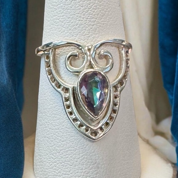 Mystic Fire Topaz Sterling Silver Ring (7.5) - Picture 1 of 15